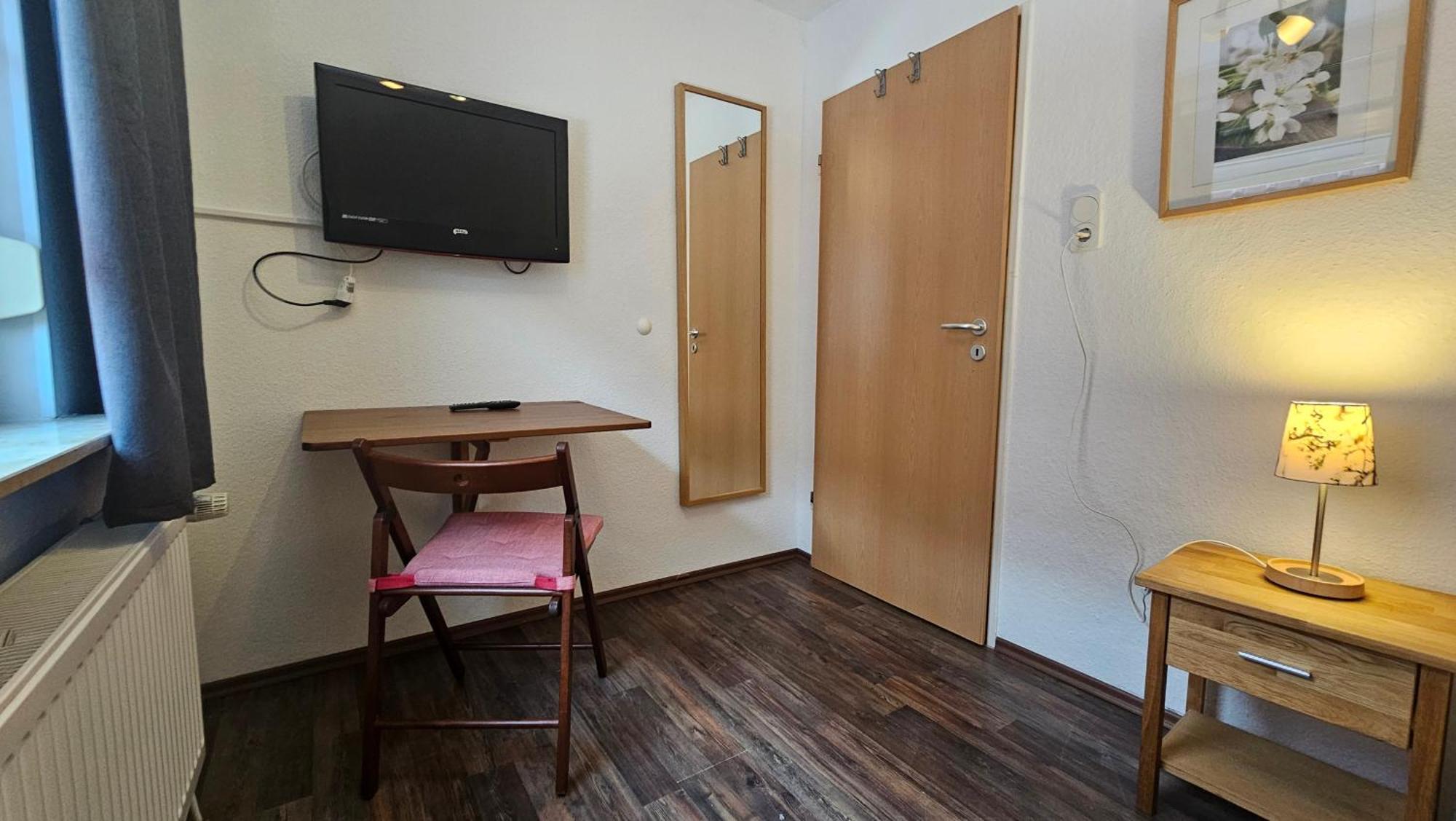 Pension Mondlicht Norddeich Norden Exterior foto